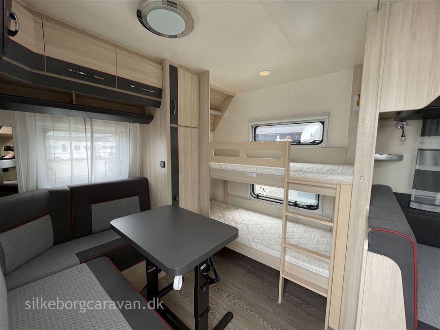 Hobby De Luxe Edition 650 KMFe